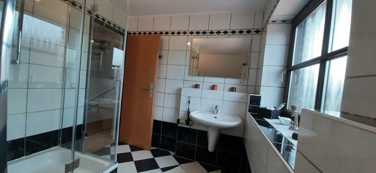 Mauritzburg Lägenhet Krefeld Exteriör bild